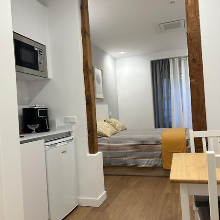 Apartamentos Gravina マドリード エクステリア 写真