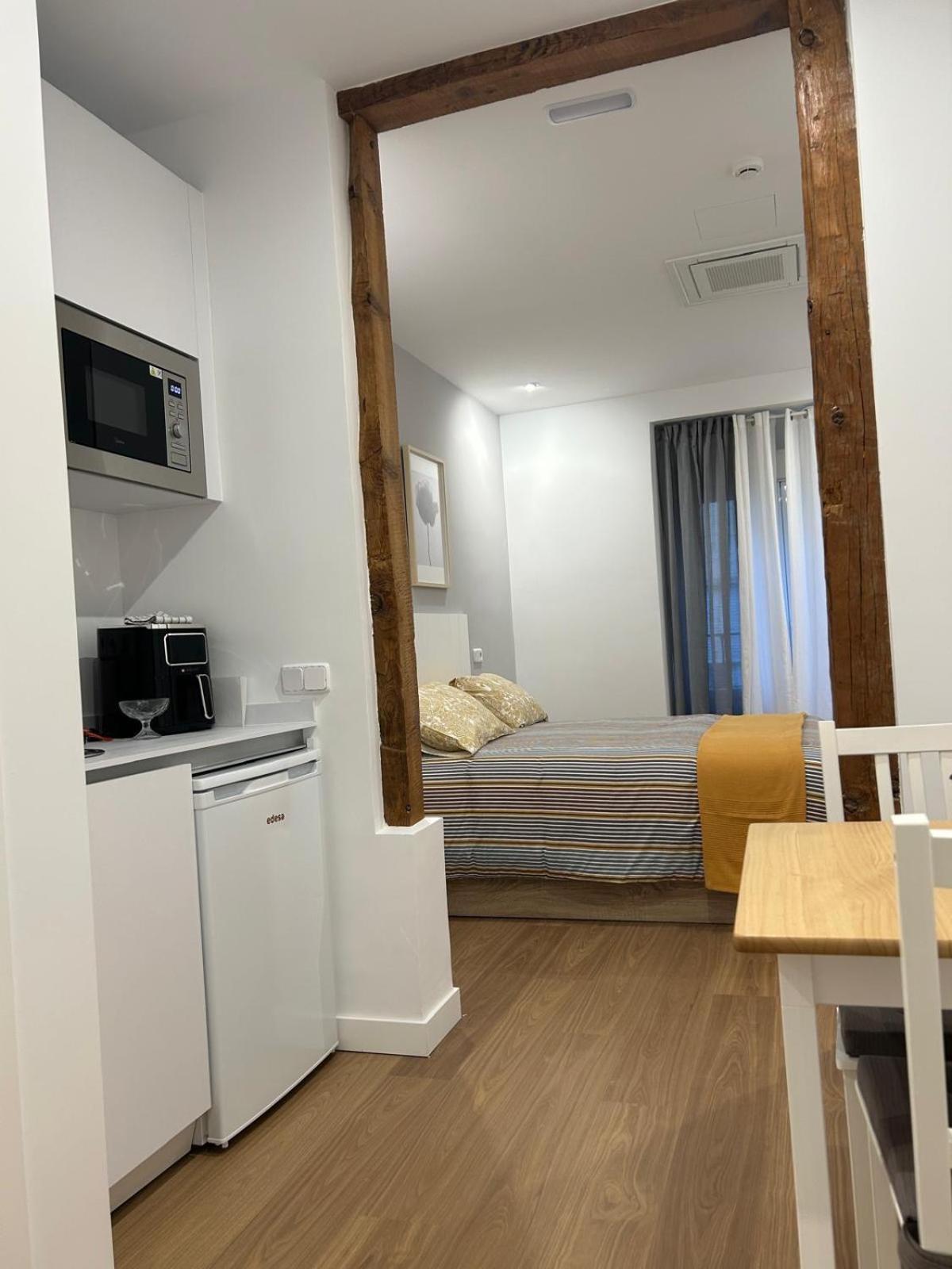 Apartamentos Gravina マドリード エクステリア 写真